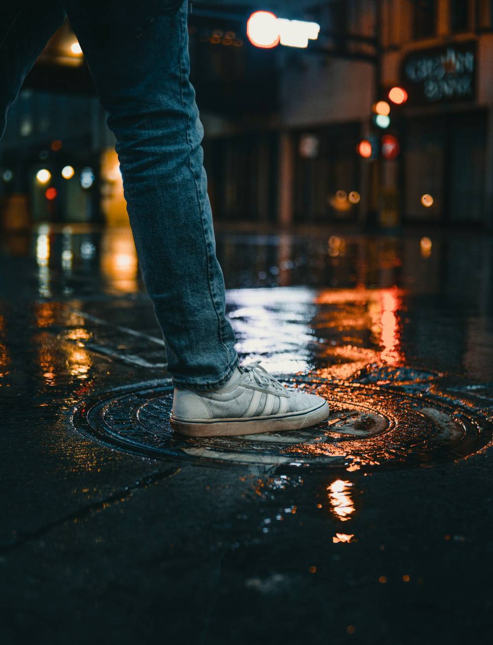 josh-hild-XJB3DZM1pOs-unsplash (1)