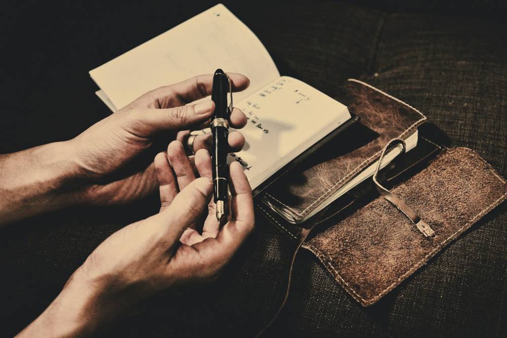 lawrence-aritao-GlbW3FzMSFE-unsplash (2)